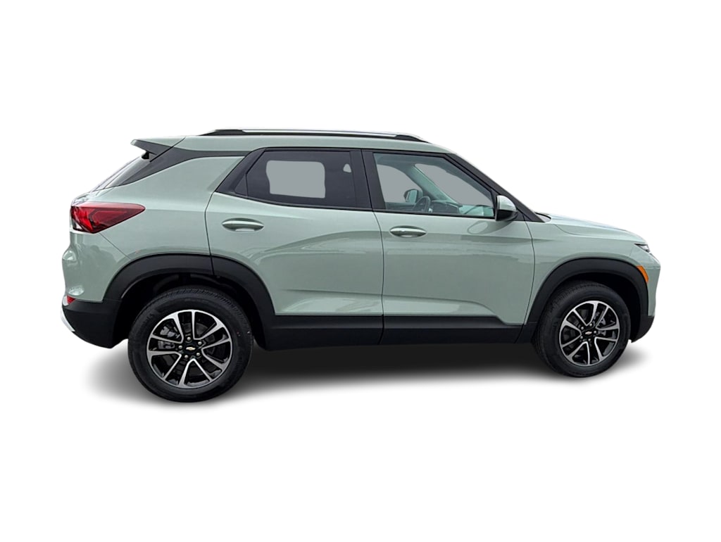 Thumbnail: 2026 Chevrolet TrailBlazer - 21