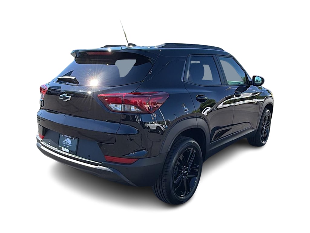 Thumbnail: 2026 Chevrolet TrailBlazer - 21