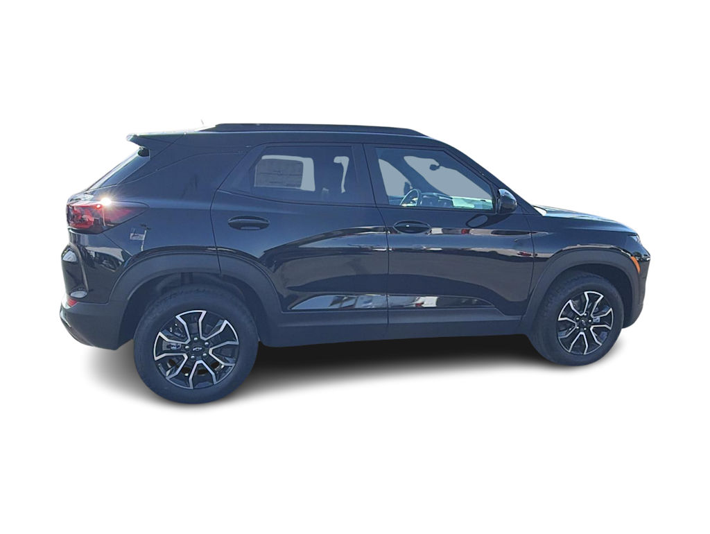 Thumbnail: 2026 Chevrolet TrailBlazer - 21