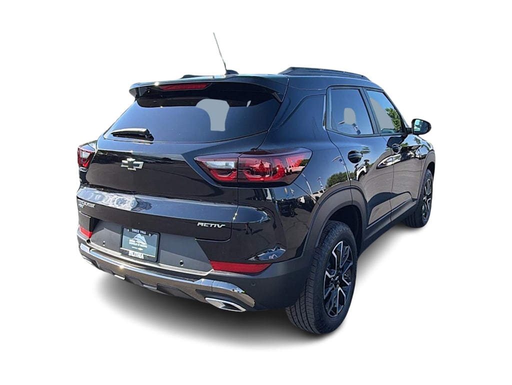 Thumbnail: 2026 Chevrolet TrailBlazer - 22