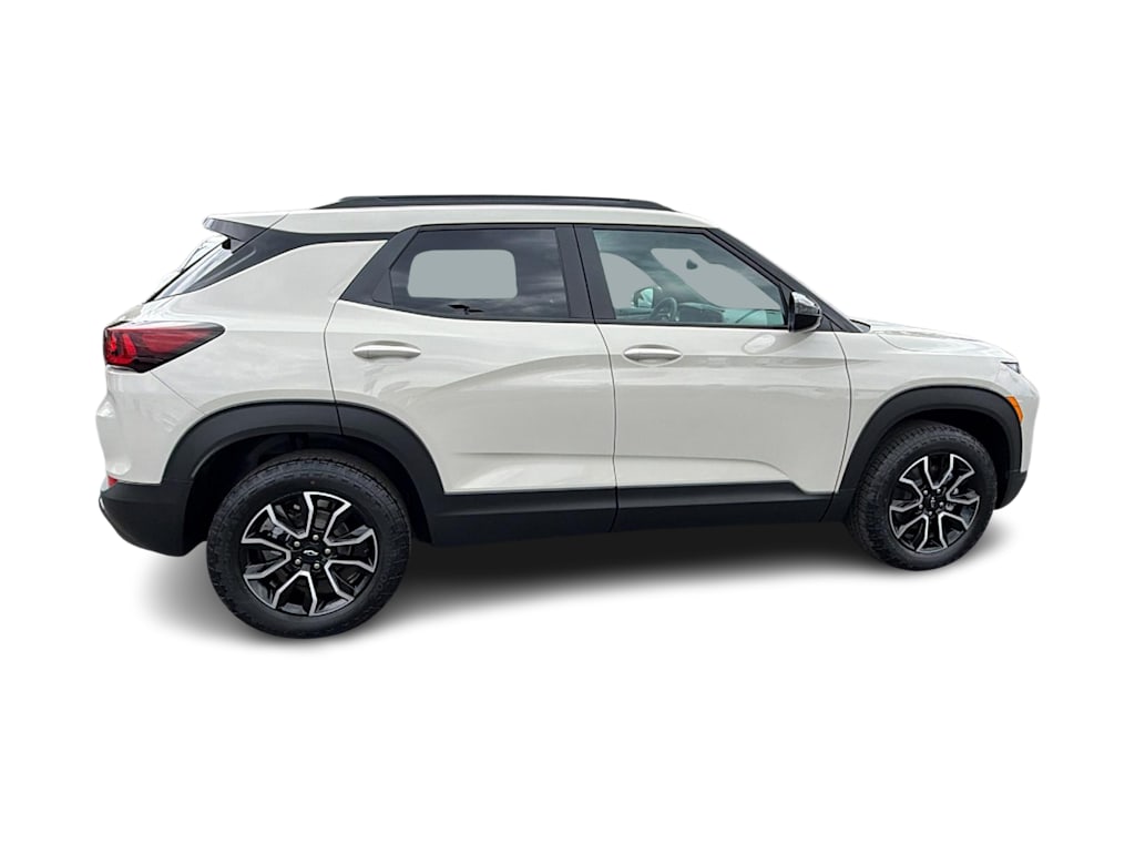 Thumbnail: 2026 Chevrolet TrailBlazer - 21