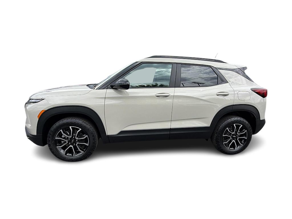 Thumbnail: 2026 Chevrolet TrailBlazer - 3