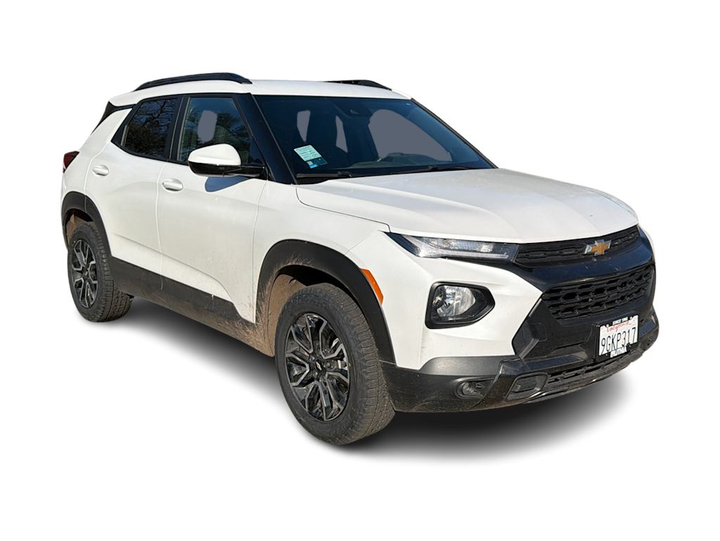 Thumbnail: 2023 Chevrolet TrailBlazer - 16