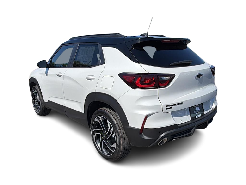 Thumbnail: 2026 Chevrolet TrailBlazer - 4