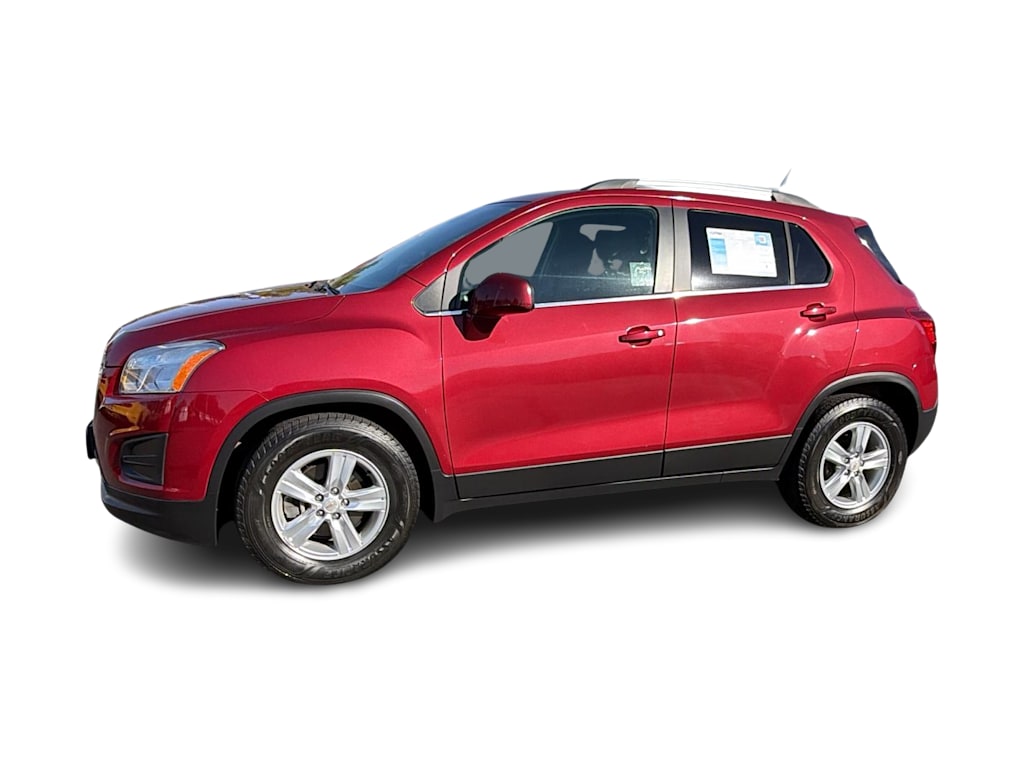 Thumbnail: 2015 Chevrolet Trax - 3