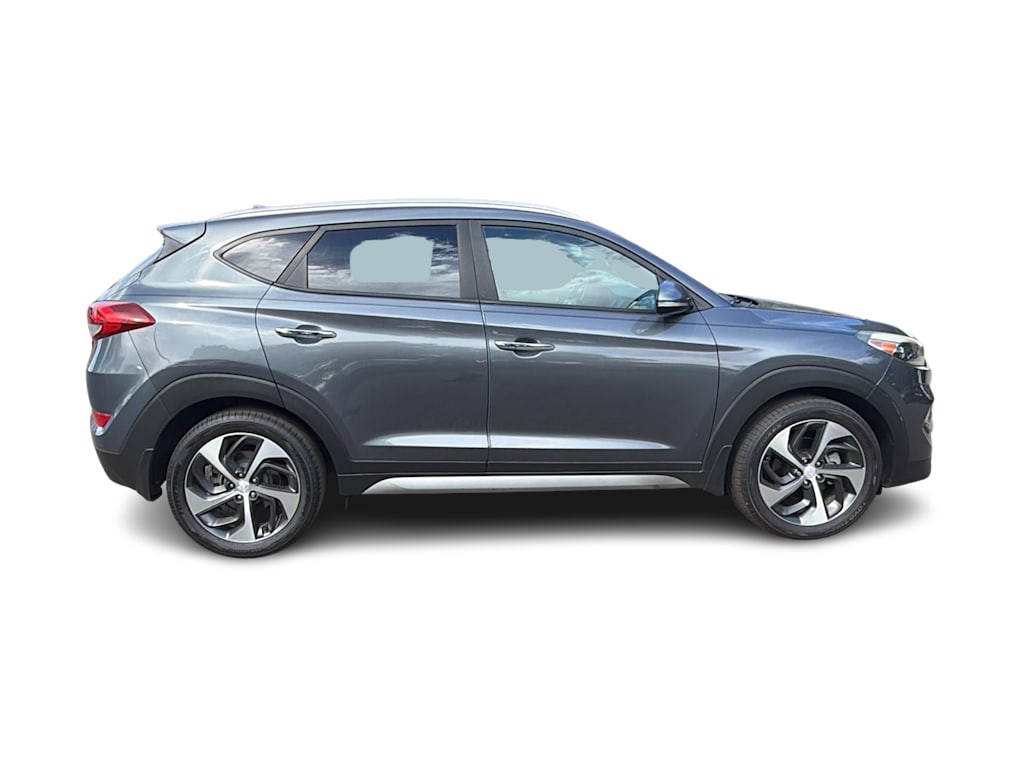 Thumbnail: 2017 Hyundai Tucson - 10