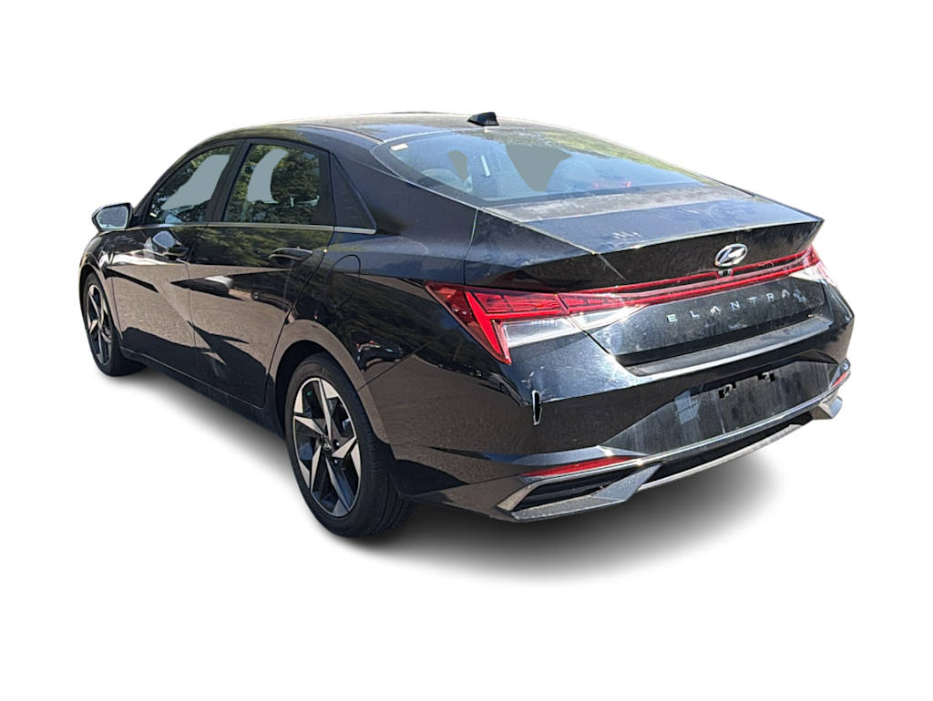 Thumbnail: 2021 Hyundai Elantra - 4