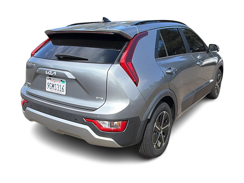 Thumbnail: 2023 Kia Niro - 11