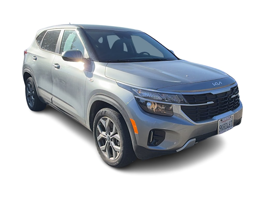 Thumbnail: 2024 Kia Seltos - 9