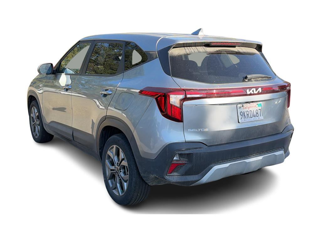 Thumbnail: 2024 Kia Seltos - 4