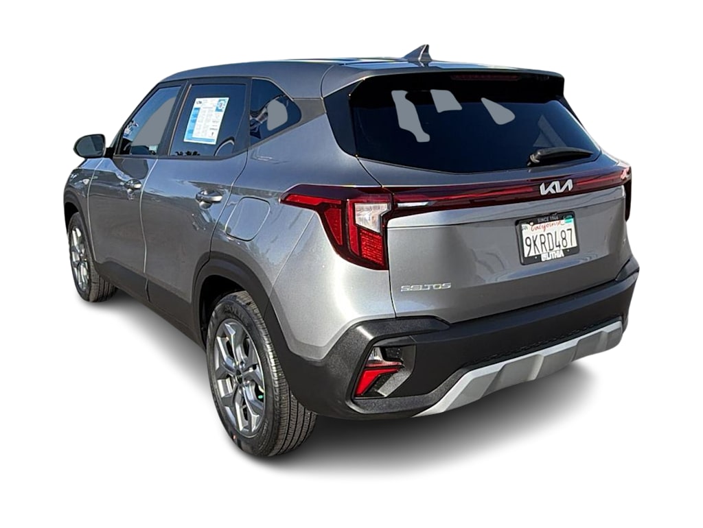 Thumbnail: 2024 Kia Seltos - 4