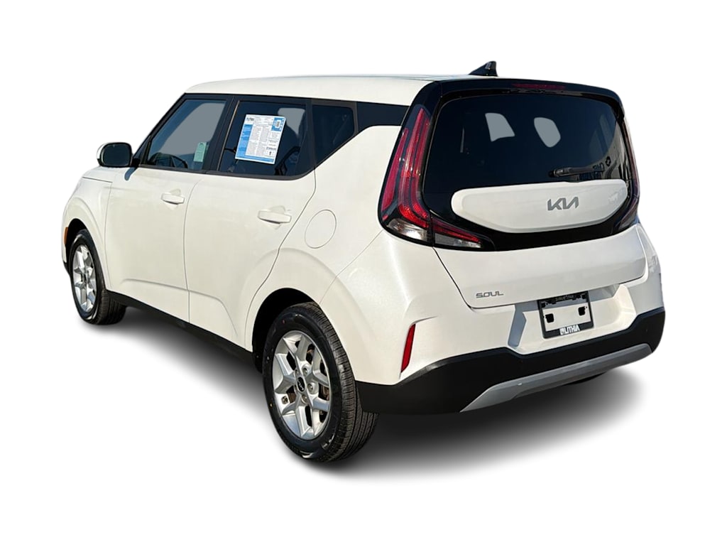 Thumbnail: 2023 Kia Soul - 4