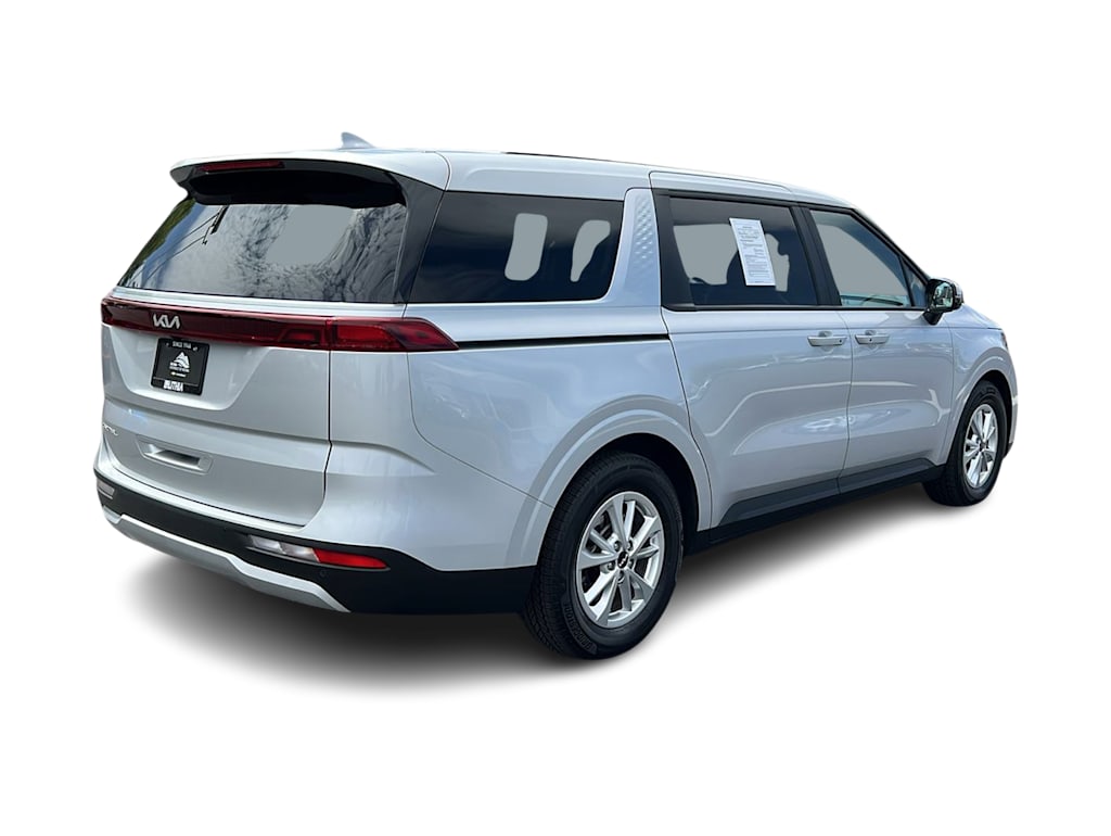 Thumbnail: 2023 Kia Carnival - 22