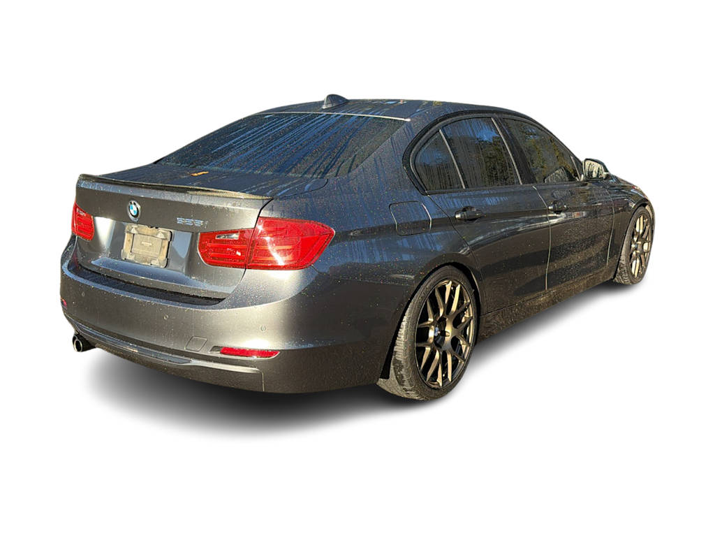 Thumbnail: 2014 BMW 3 Series - 18
