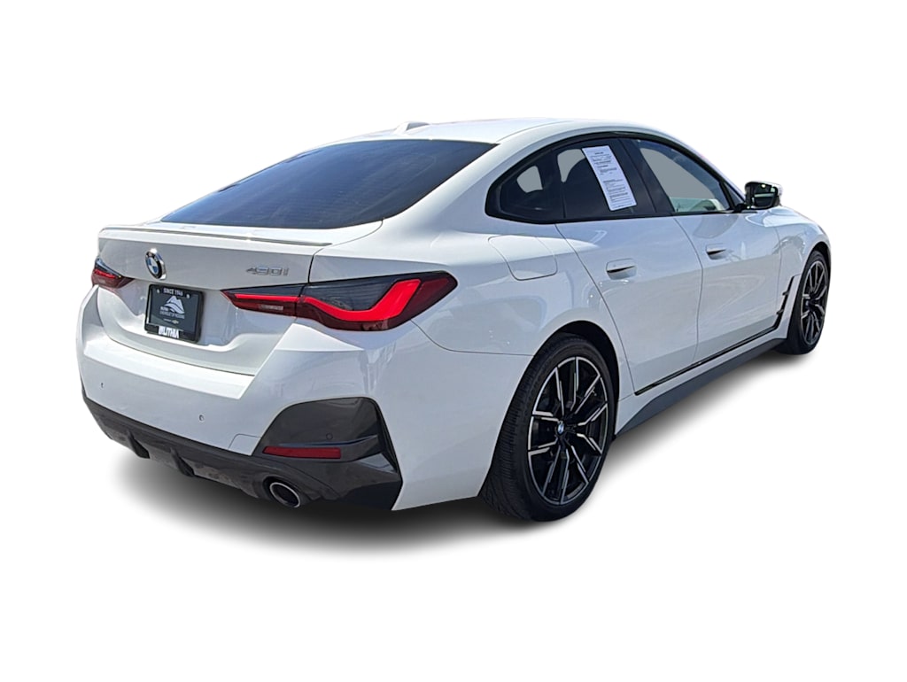 Thumbnail: 2022 BMW 4 Series - 22