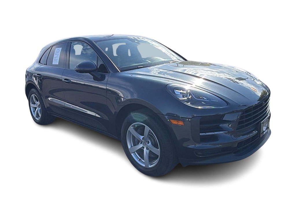 Thumbnail: 2020 Porsche Macan - 20