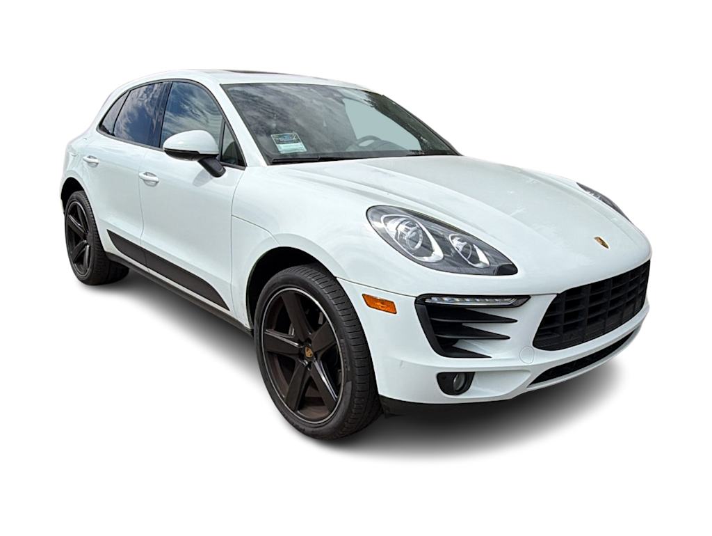 Thumbnail: 2017 Porsche Macan - 9