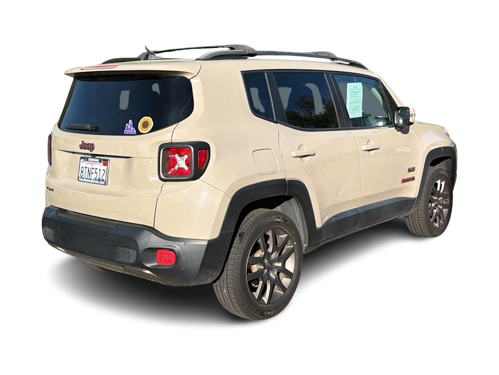 Thumbnail: 2016 Jeep Renegade - 20