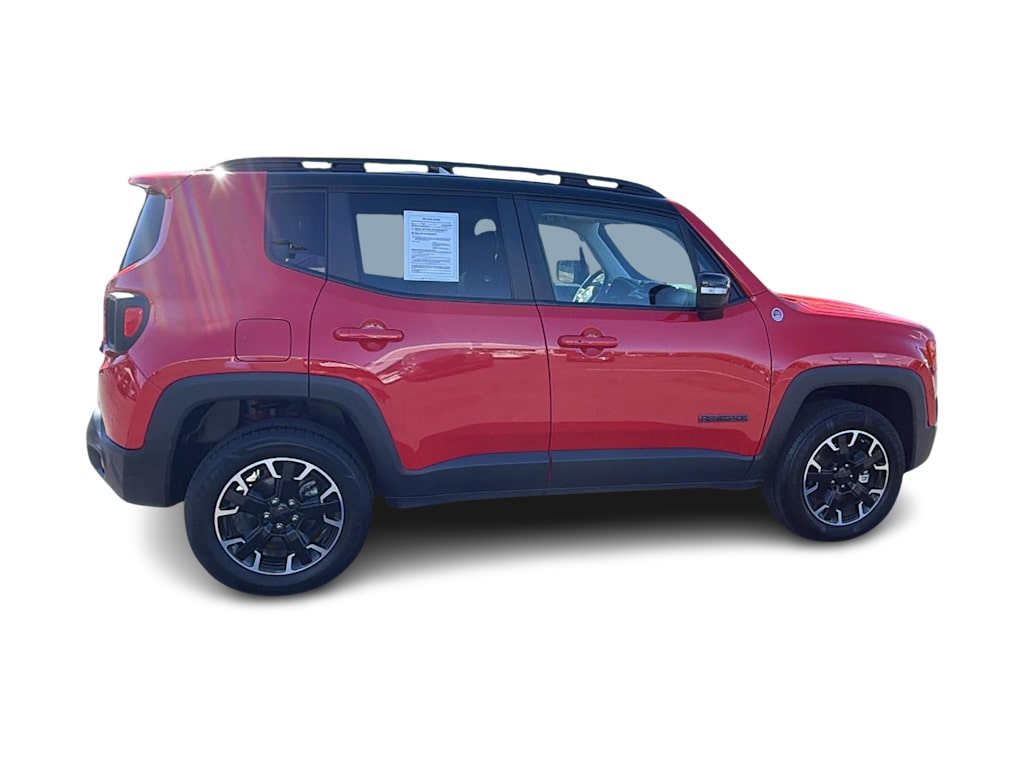 Thumbnail: 2023 Jeep Renegade - 19