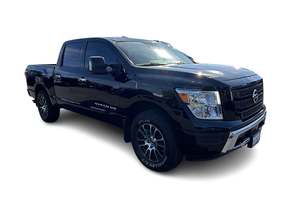 2020 Nissan Titan SV - Photo 17