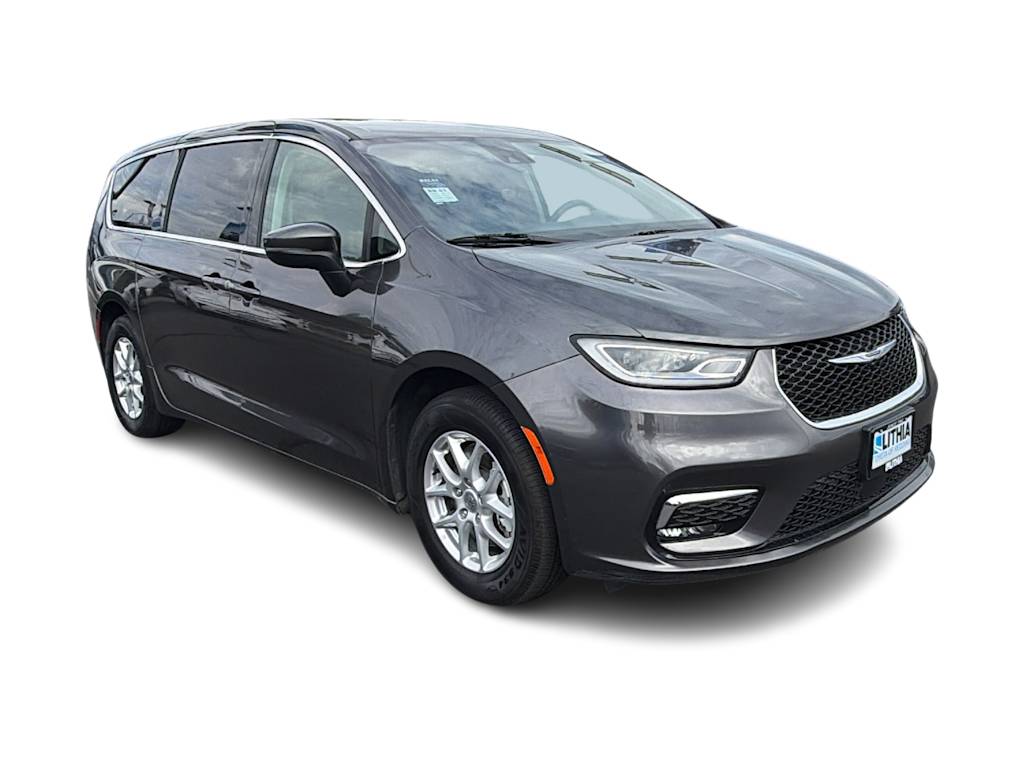 Thumbnail: 2023 Chrysler Pacifica - 19