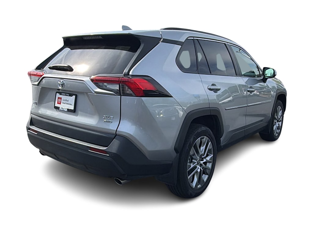 Thumbnail: 2023 Toyota RAV4 - 22