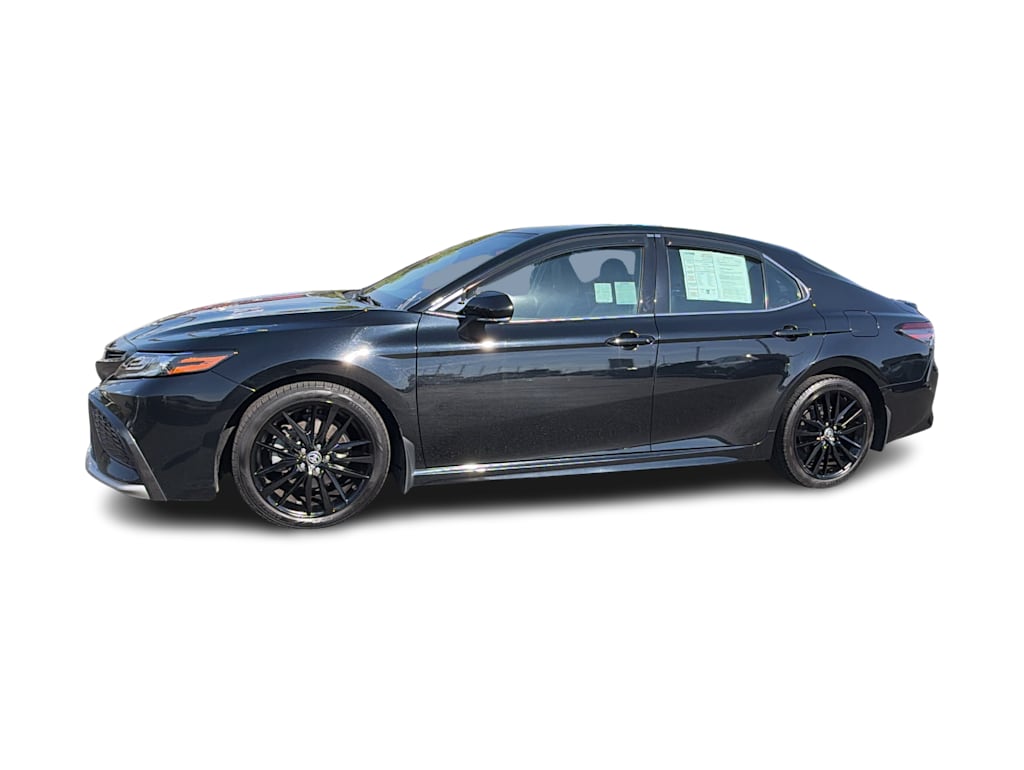 Thumbnail: 2022 Toyota Camry - 3