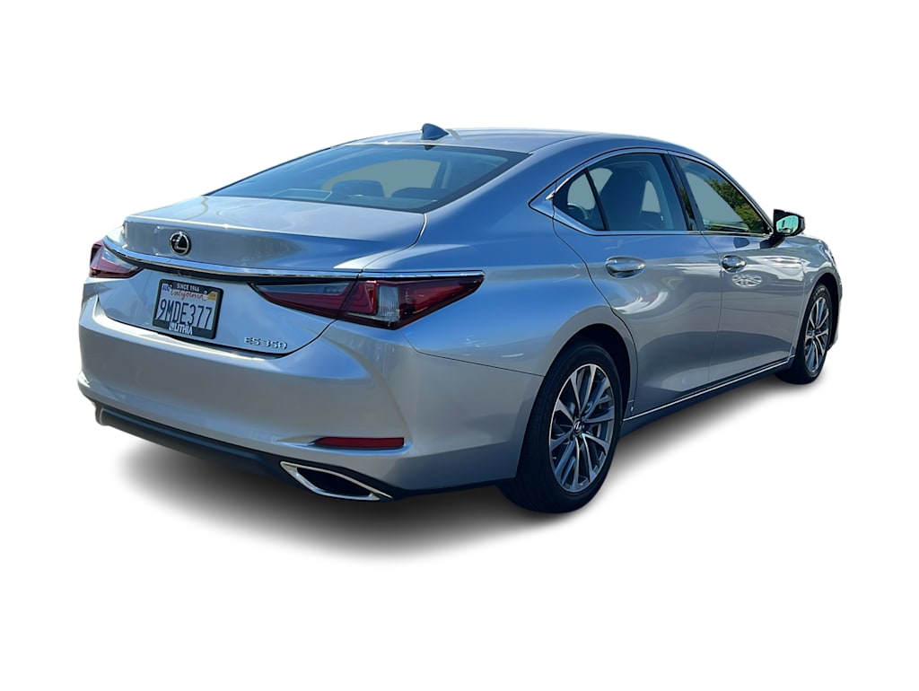 Thumbnail: 2022 Lexus ES - 22
