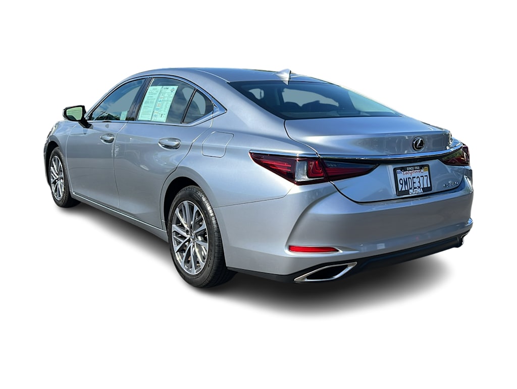 Thumbnail: 2022 Lexus ES - 4