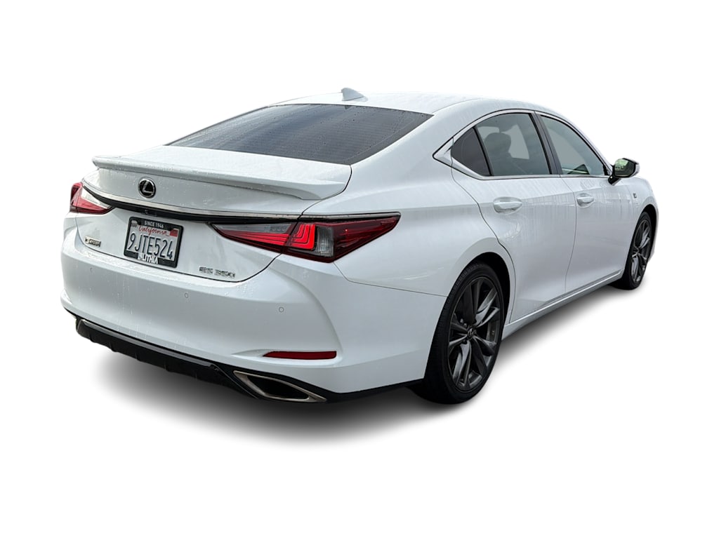 Thumbnail: 2021 Lexus ES - 22