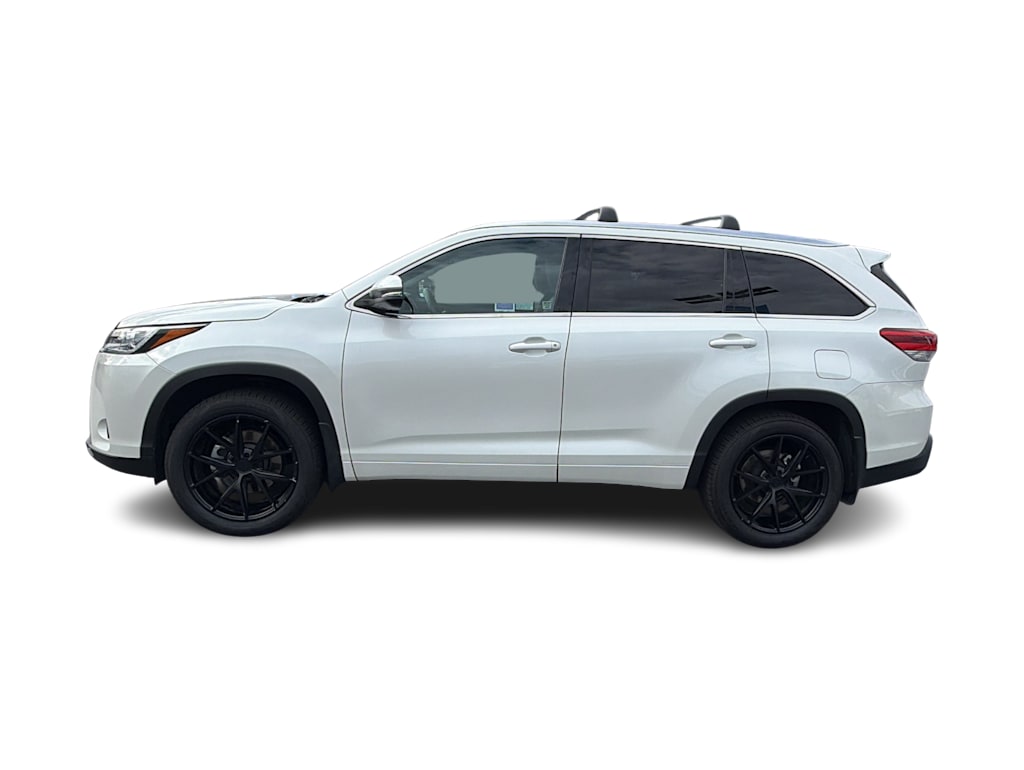 Thumbnail: 2018 Toyota Highlander - 3
