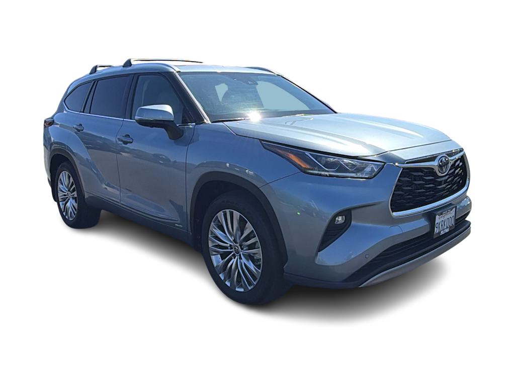 Thumbnail: 2024 Toyota Highlander - 20