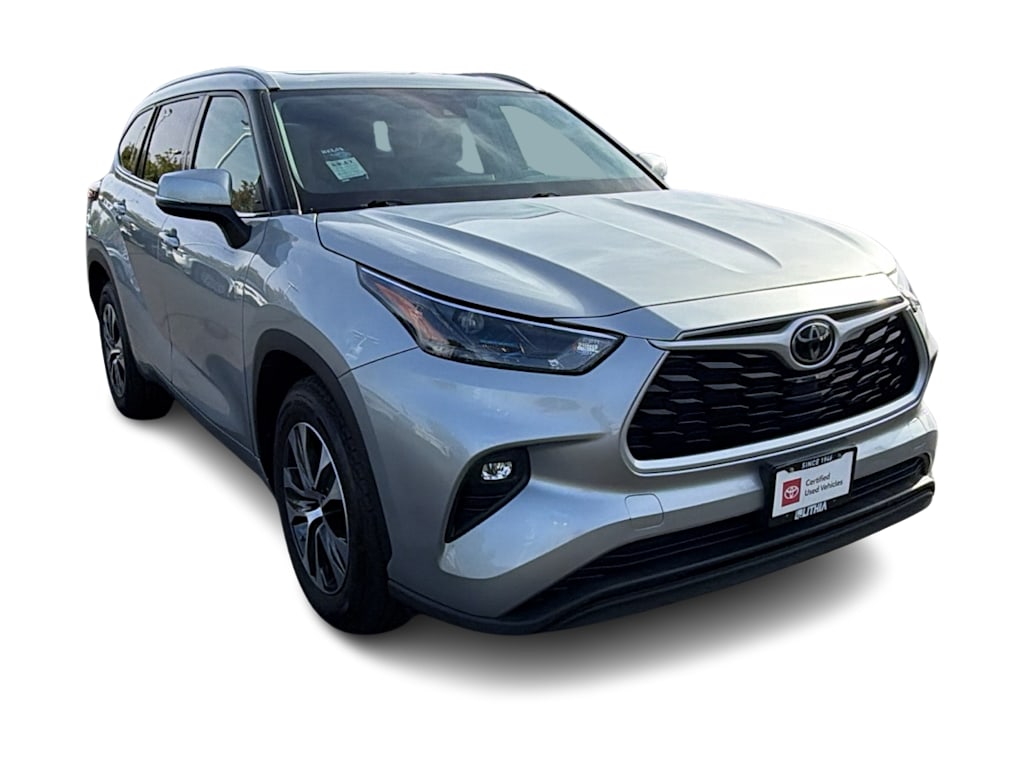 Thumbnail: 2022 Toyota Highlander - 20