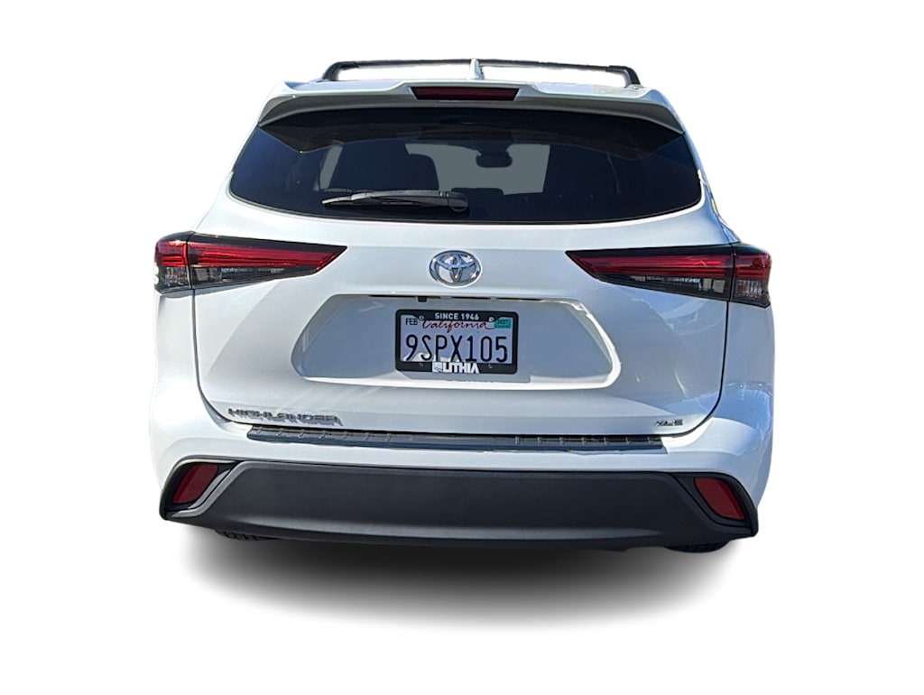 Thumbnail: 2023 Toyota Highlander - 5
