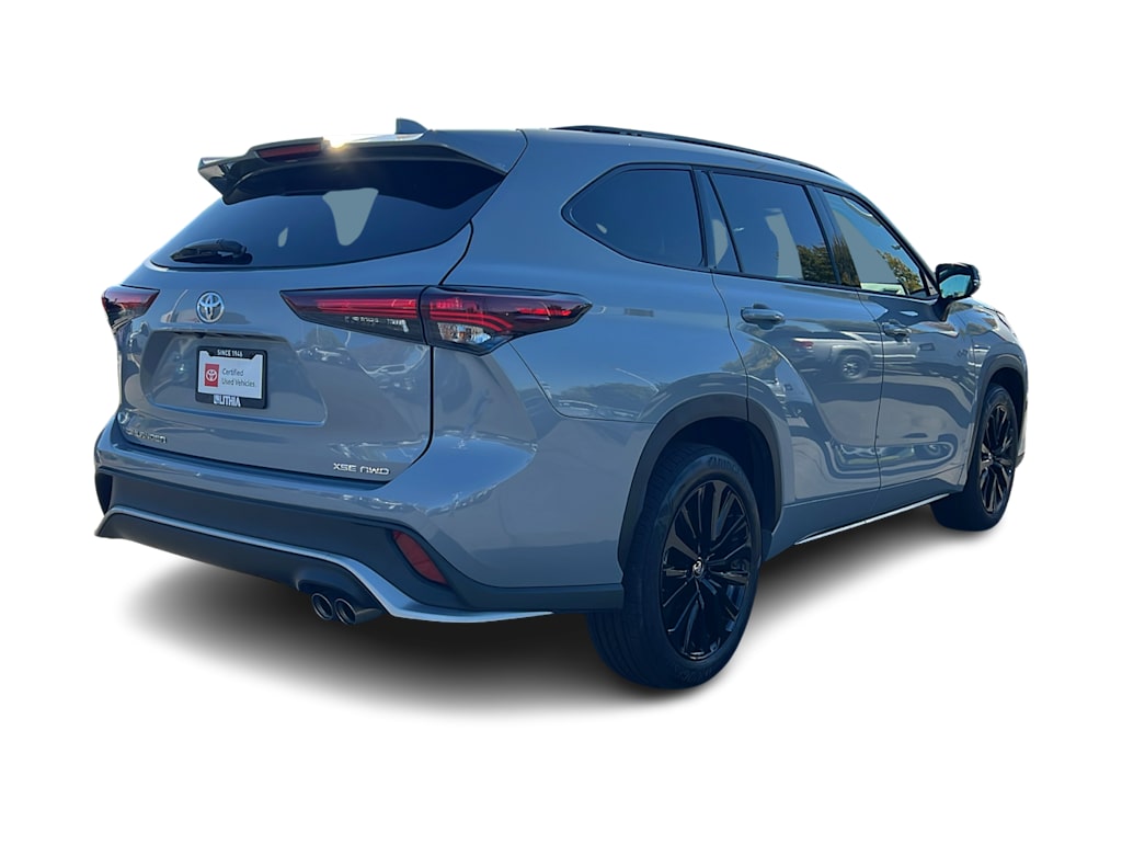 Thumbnail: 2025 Toyota Highlander - 22
