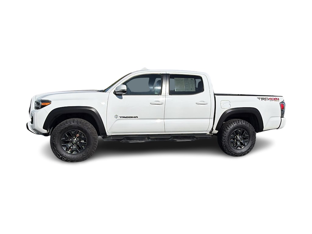 Thumbnail: 2020 Toyota Tacoma - 3