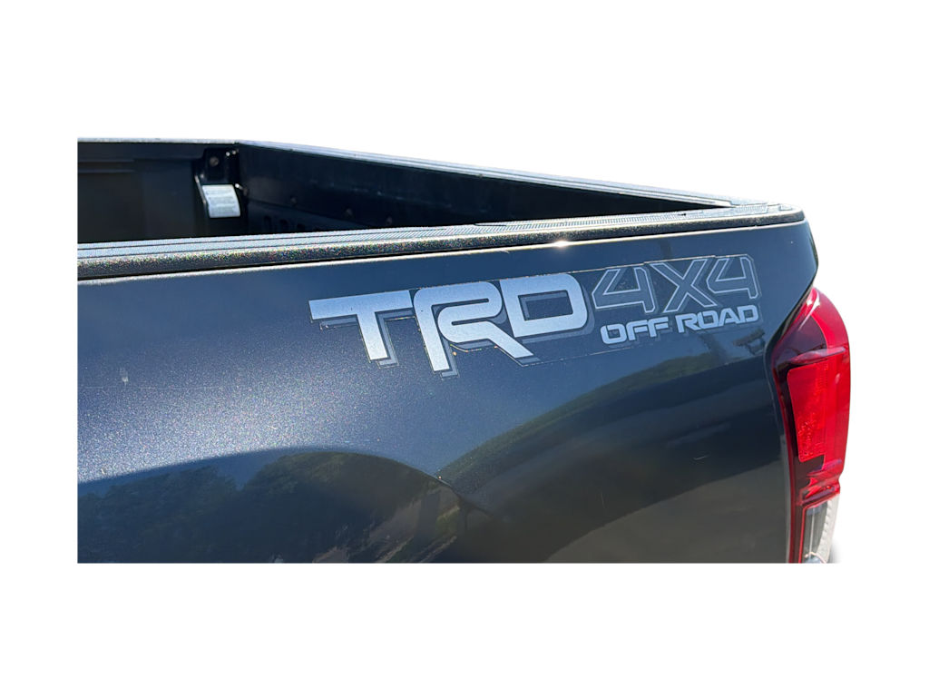 Thumbnail: 2019 Toyota Tacoma - 28