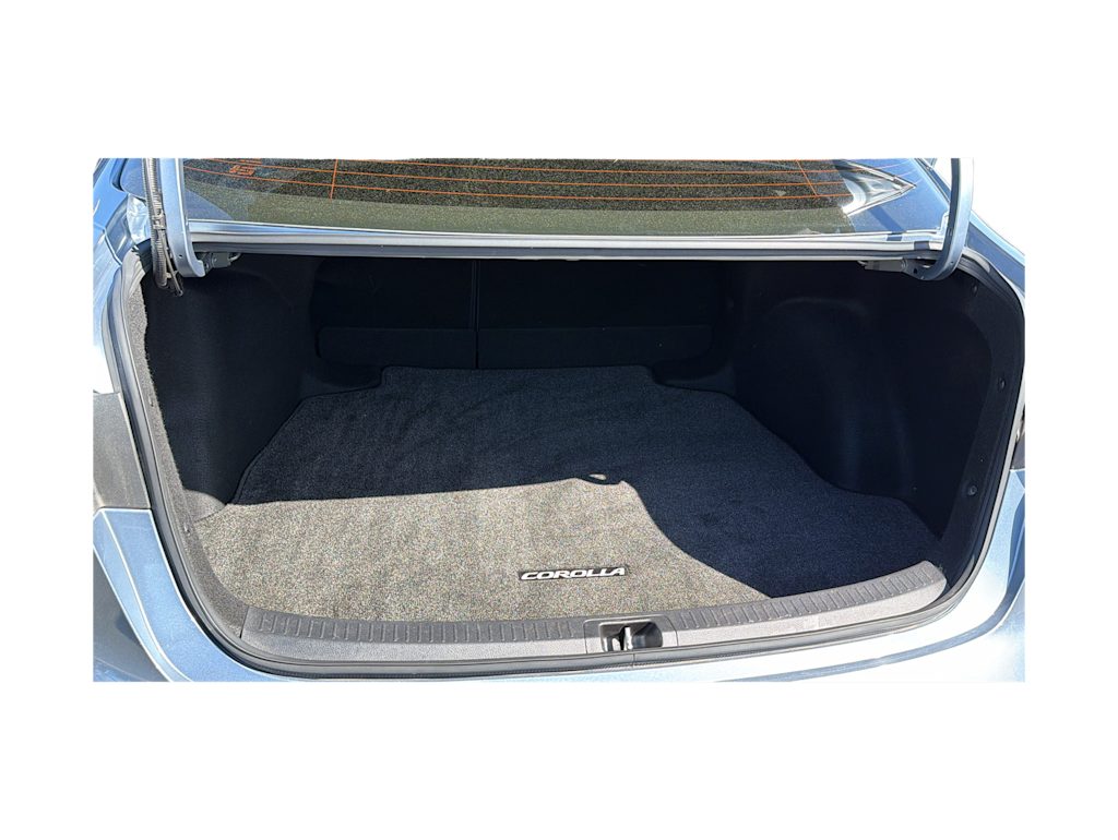 Thumbnail: 2023 Toyota Corolla - 17