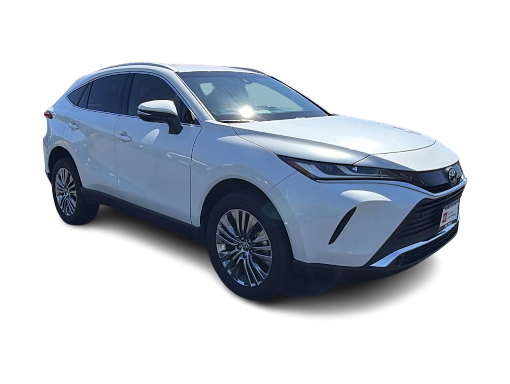 Thumbnail: 2022 Toyota Venza - 20