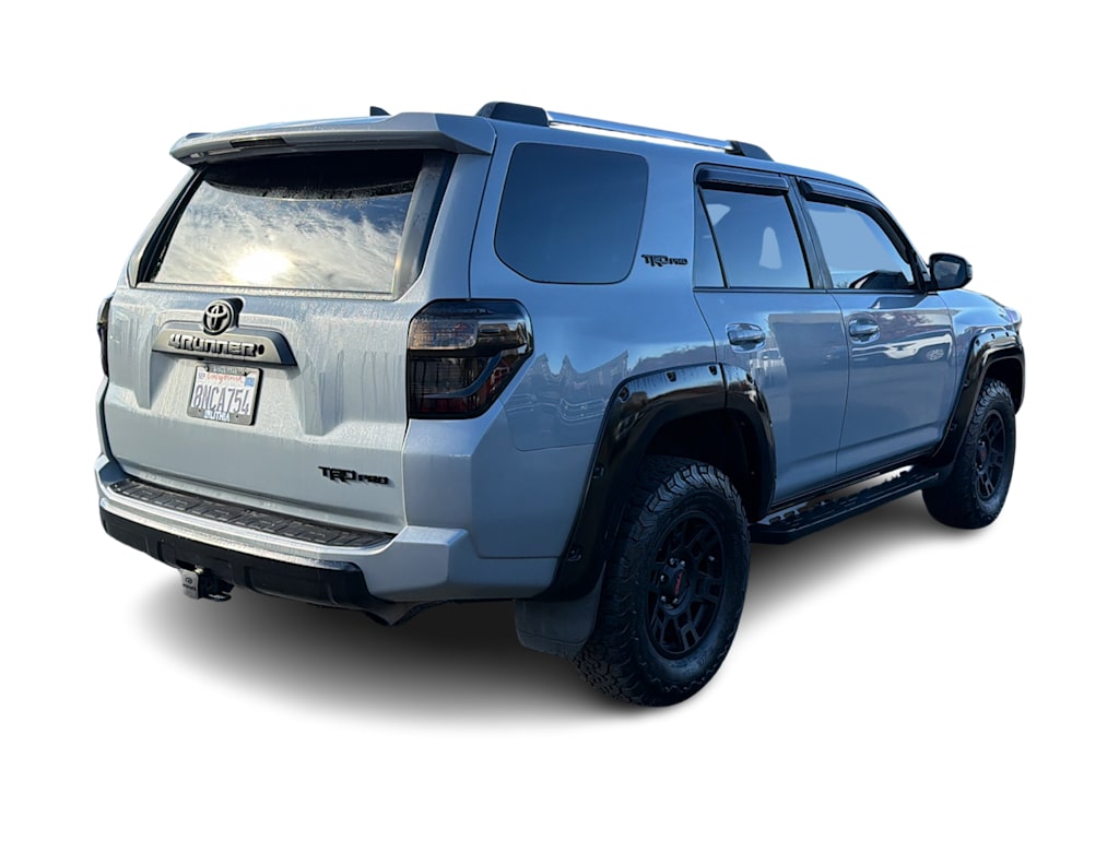 Thumbnail: 2017 Toyota 4Runner - 22