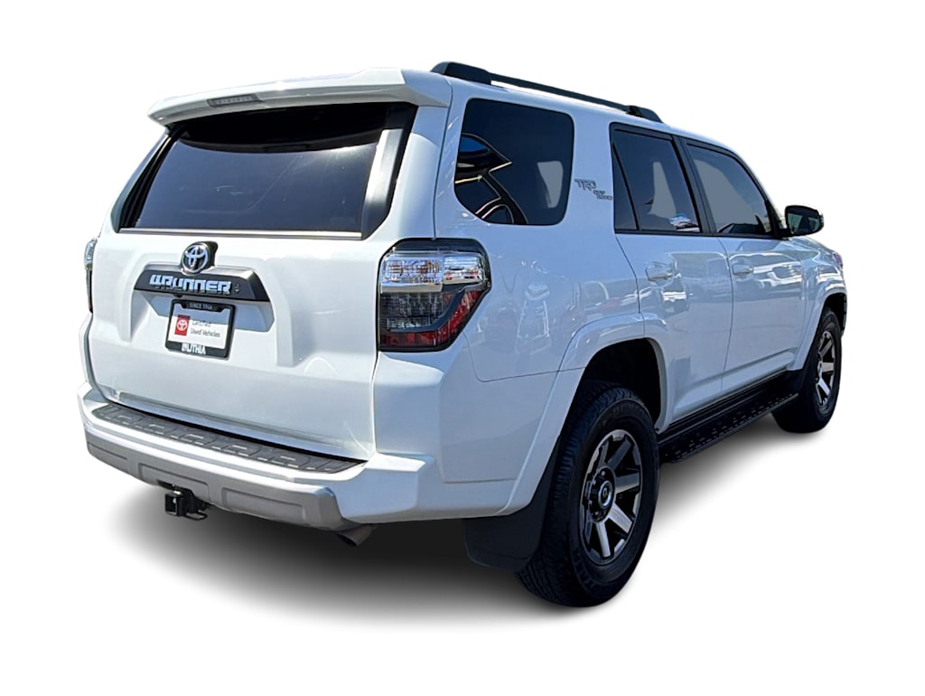 Thumbnail: 2024 Toyota 4Runner - 21