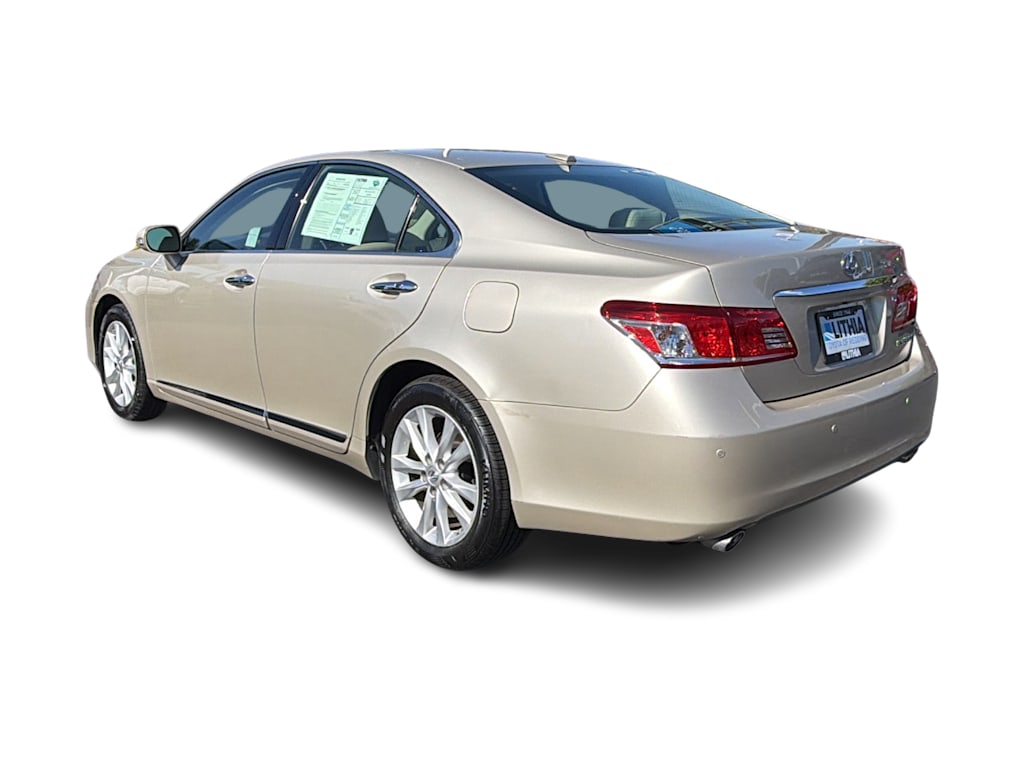 Thumbnail: 2011 Lexus ES - 4