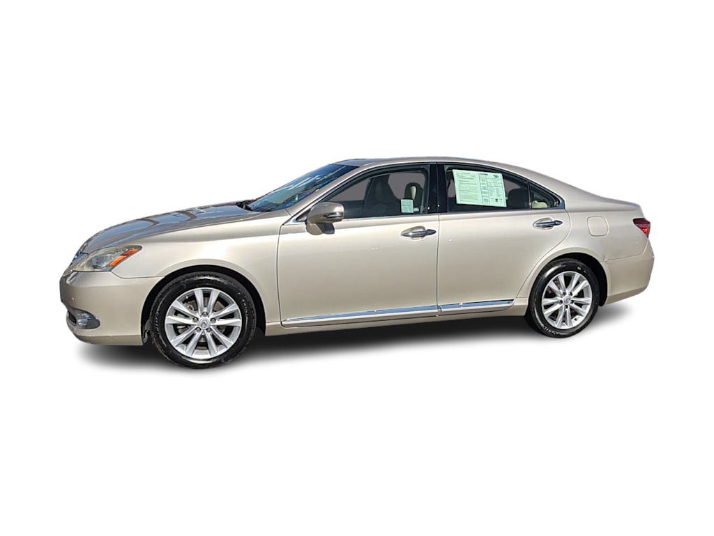 Thumbnail: 2011 Lexus ES - 3