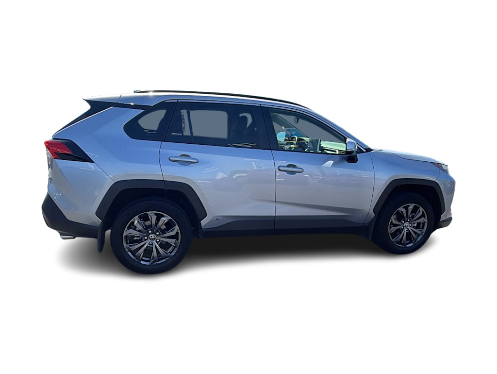 Thumbnail: 2023 Toyota RAV4 - 21