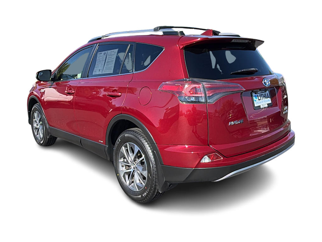 Thumbnail: 2018 Toyota RAV4 - 4