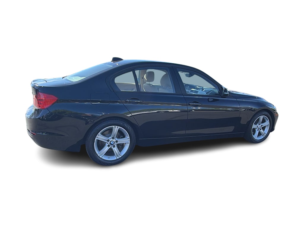 Thumbnail: 2013 BMW 3 Series - 21