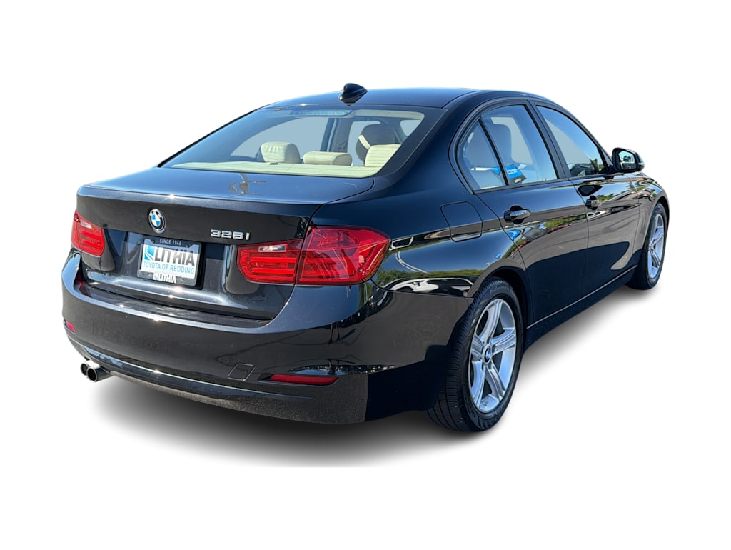 Thumbnail: 2013 BMW 3 Series - 22