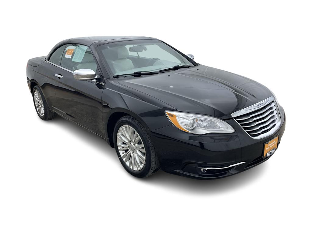 2014 Chrysler 200 Limited 33