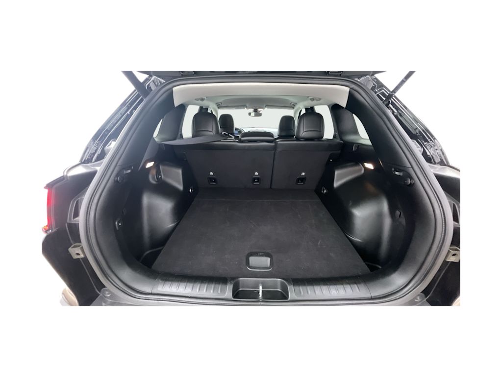 Thumbnail: 2023 Jeep Cherokee - 17