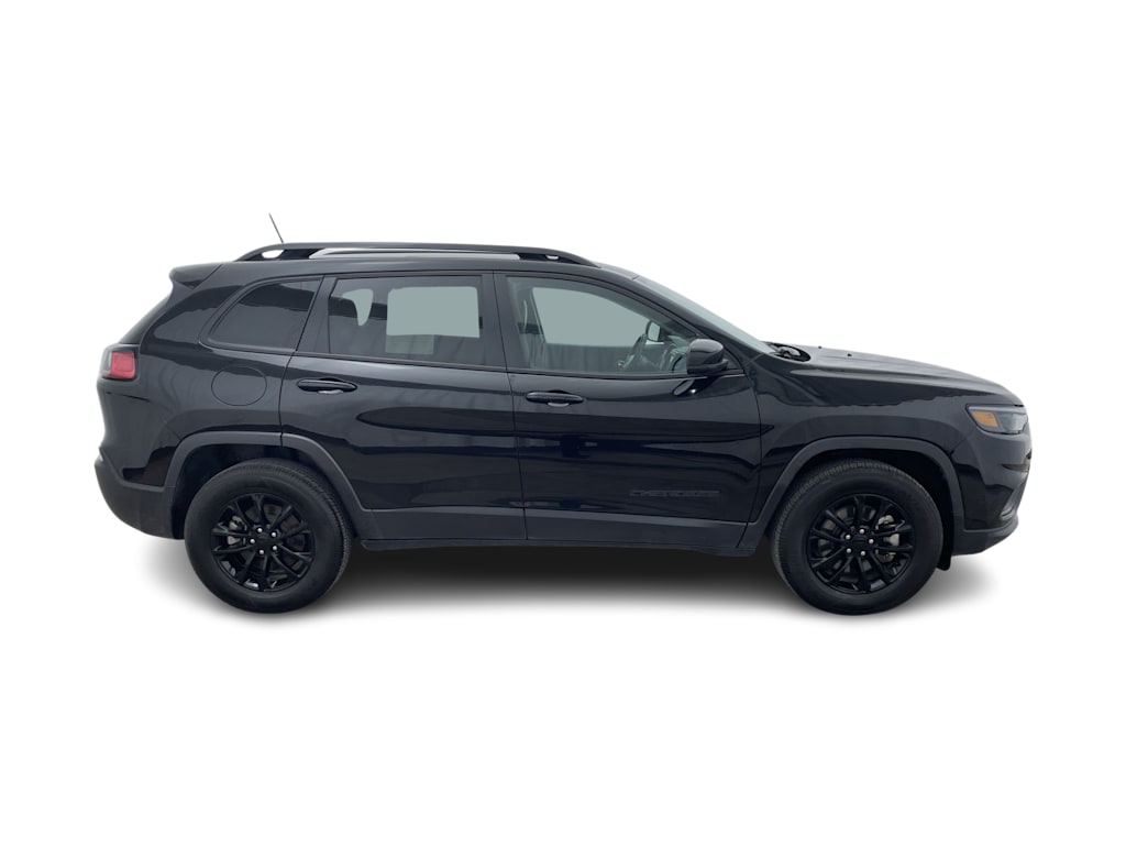 Thumbnail: 2023 Jeep Cherokee - 35